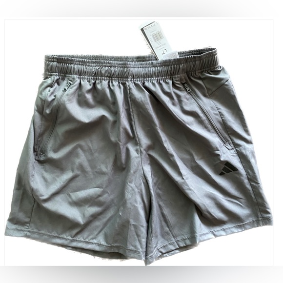 NWT Adidas 7 inch workout shorts - Picture 3 of 6